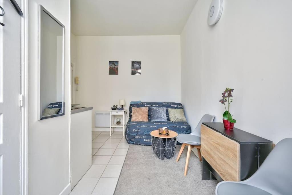 Magnificent Studio Near Paris Клиши Экстерьер фото