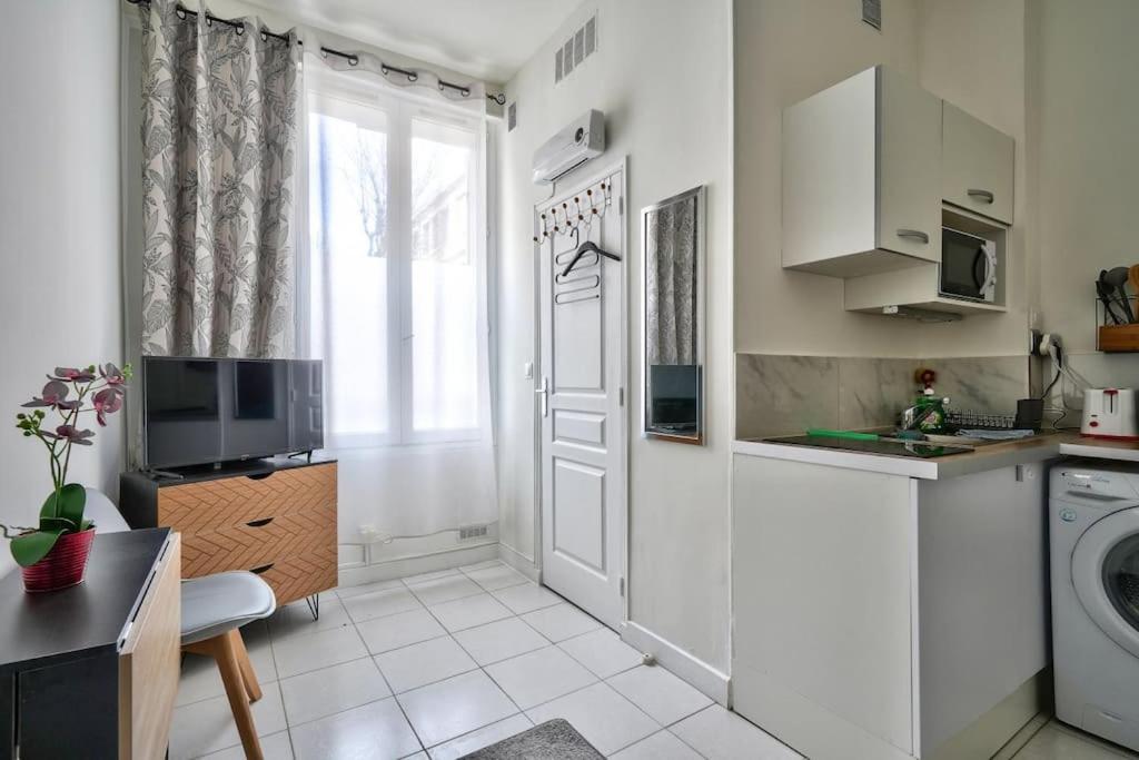 Magnificent Studio Near Paris Клиши Экстерьер фото