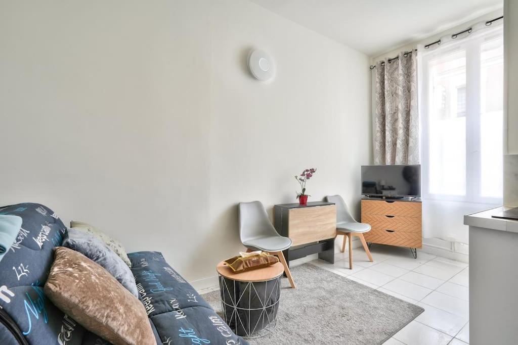 Magnificent Studio Near Paris Клиши Экстерьер фото