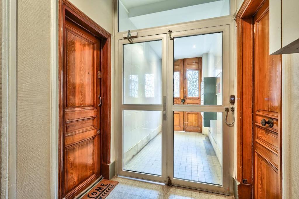 Magnificent Studio Near Paris Клиши Экстерьер фото
